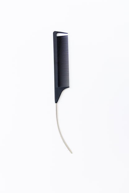 CURVED TAIL COMB